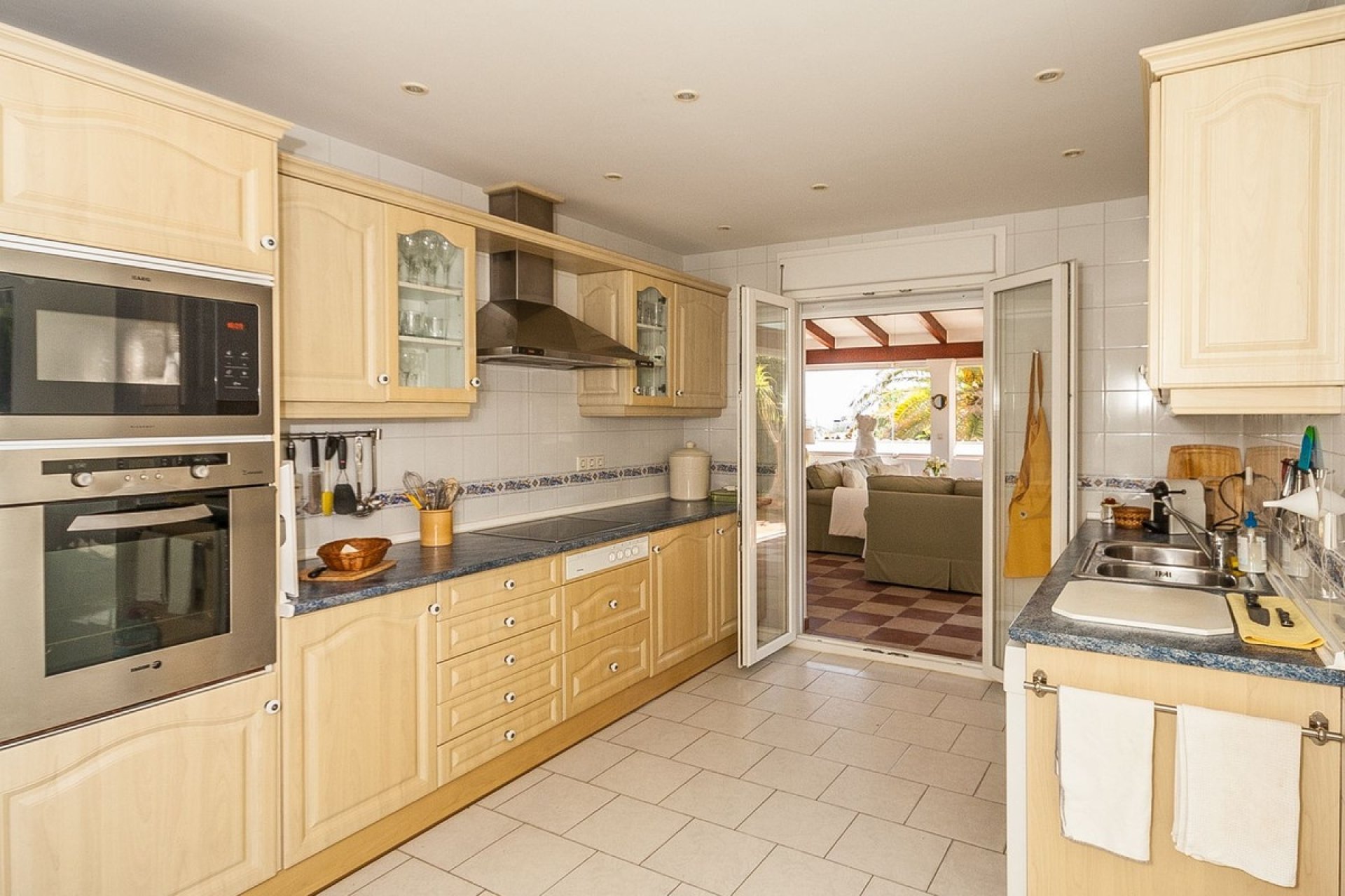 Wiederverkauf - Villa - Marbella - Marbesa