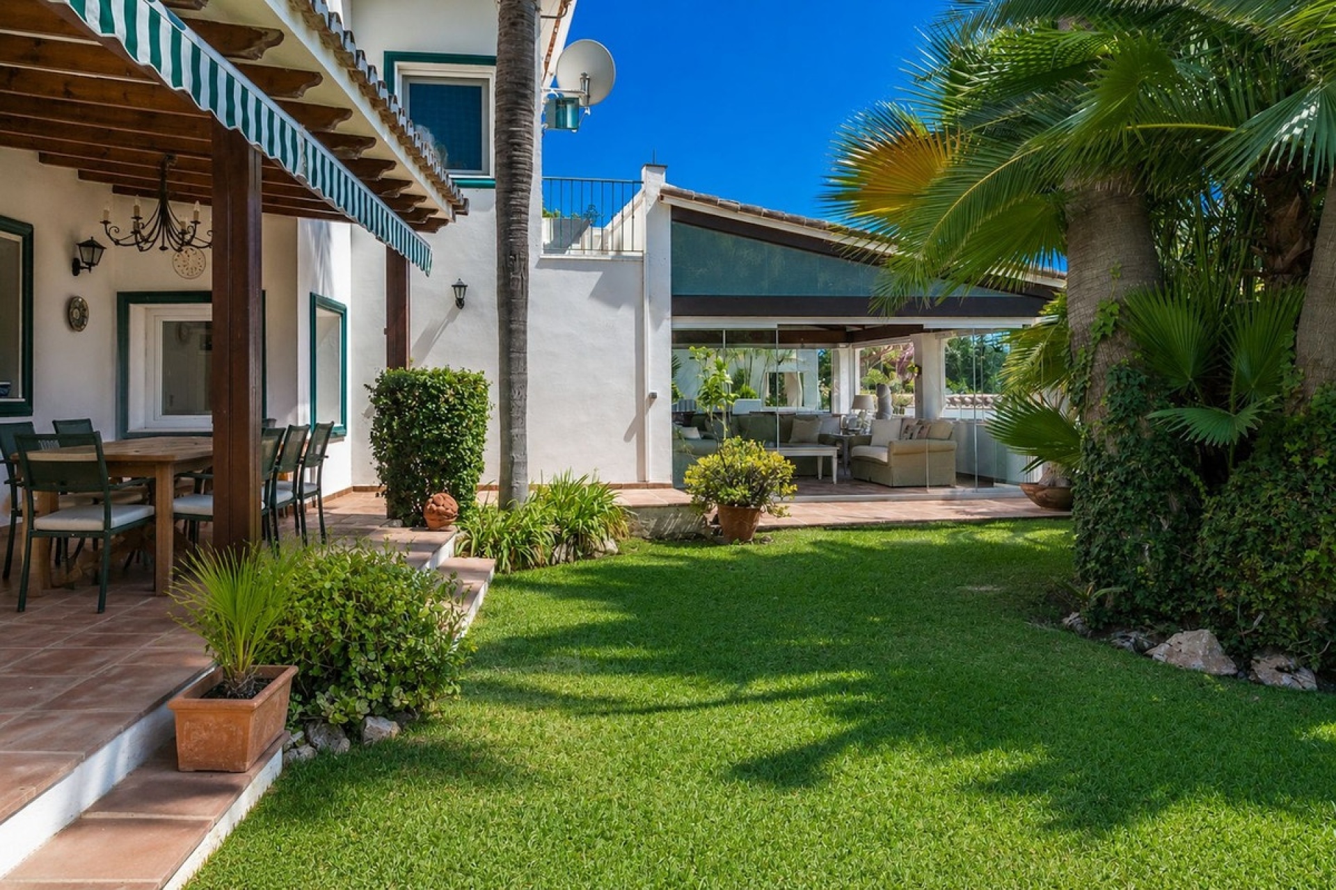 Wiederverkauf - Villa - Marbella - Marbesa