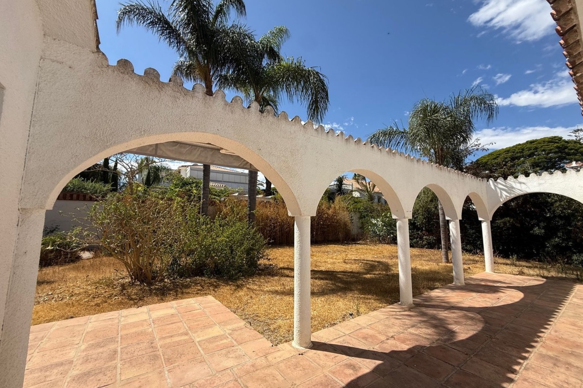 Wiederverkauf - Villa - Marbella - Marbesa