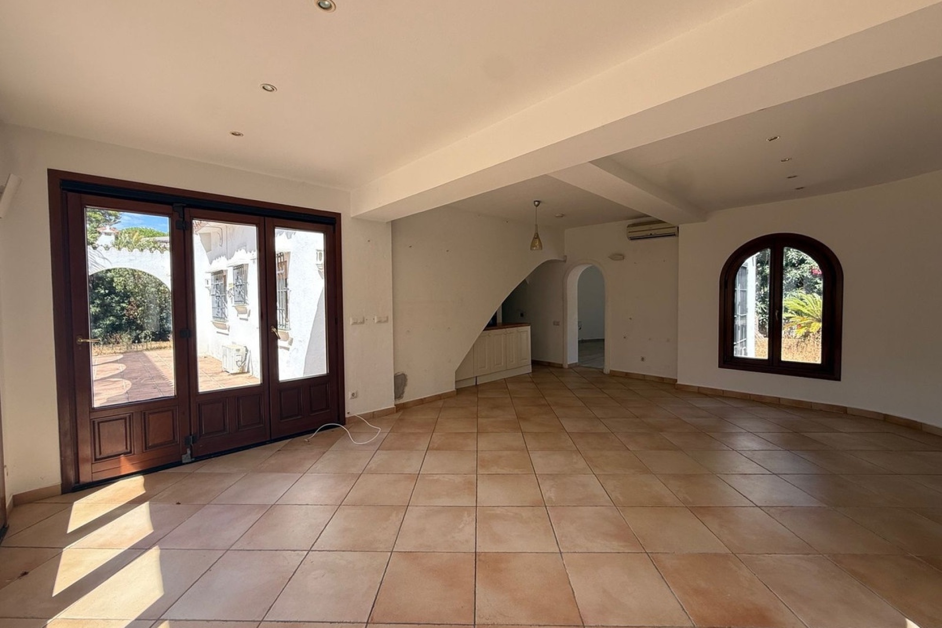 Wiederverkauf - Villa - Marbella - Marbesa