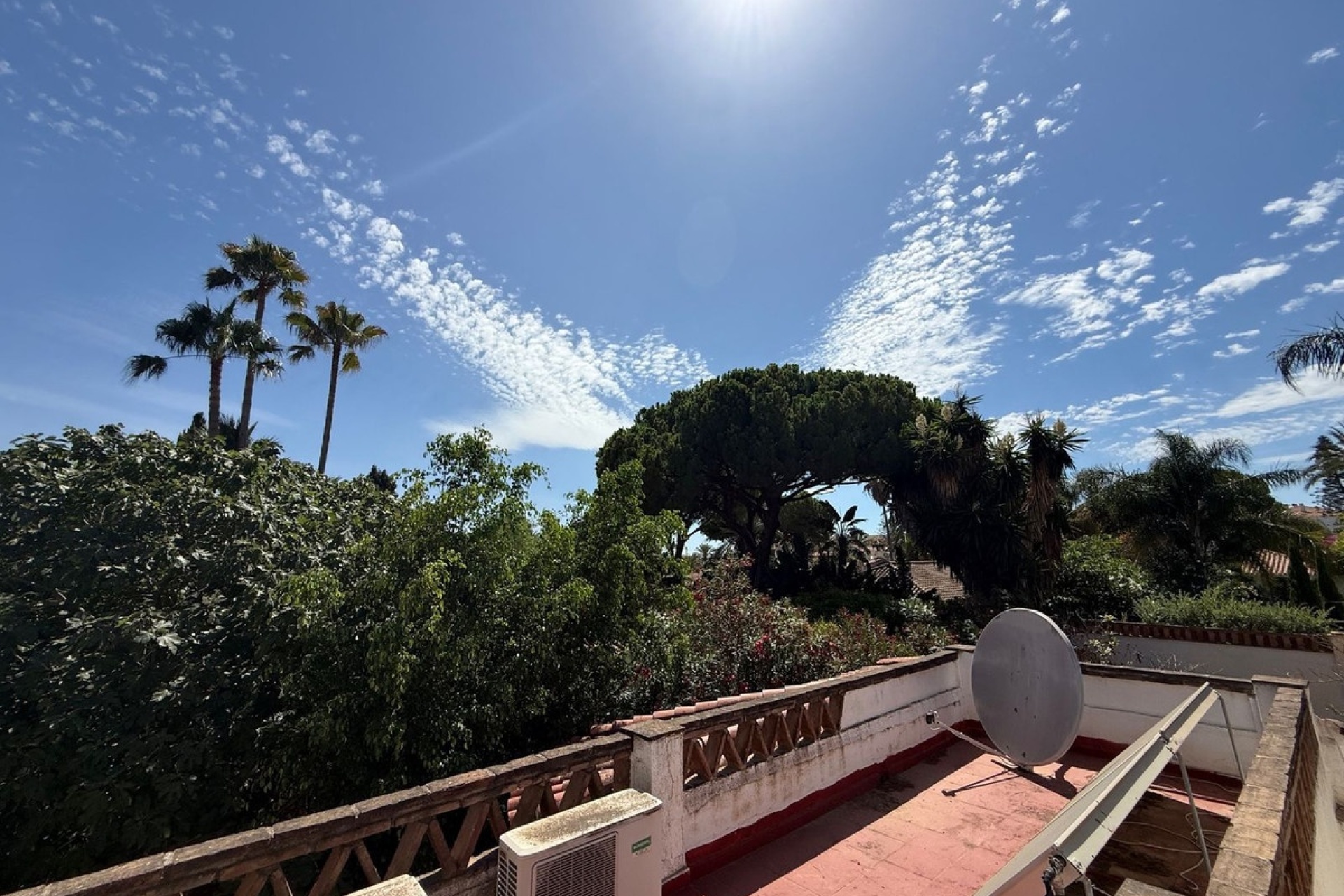 Wiederverkauf - Villa - Marbella - Marbesa