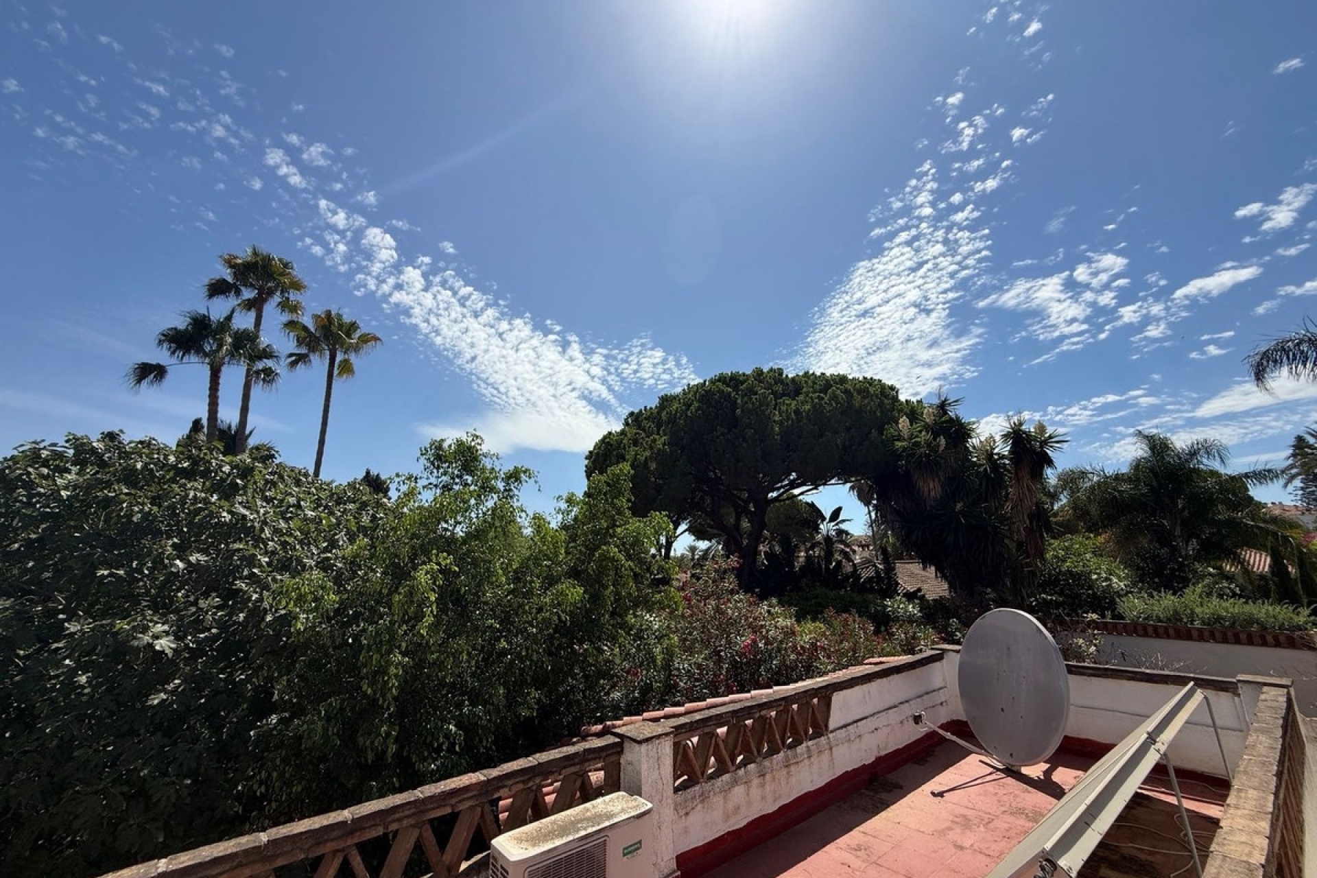 Wiederverkauf - Villa - Marbella - Marbesa