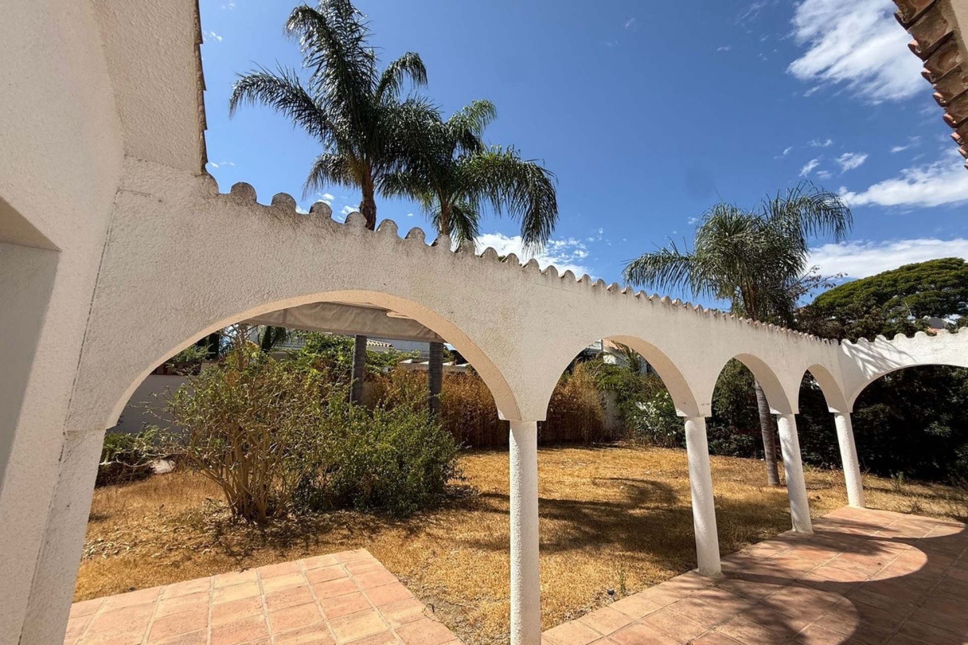Wiederverkauf - Villa - Marbella - Marbesa
