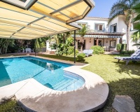 Wiederverkauf - Villa - Marbella - Marbesa