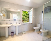 Wiederverkauf - Villa - Marbella - Marbesa