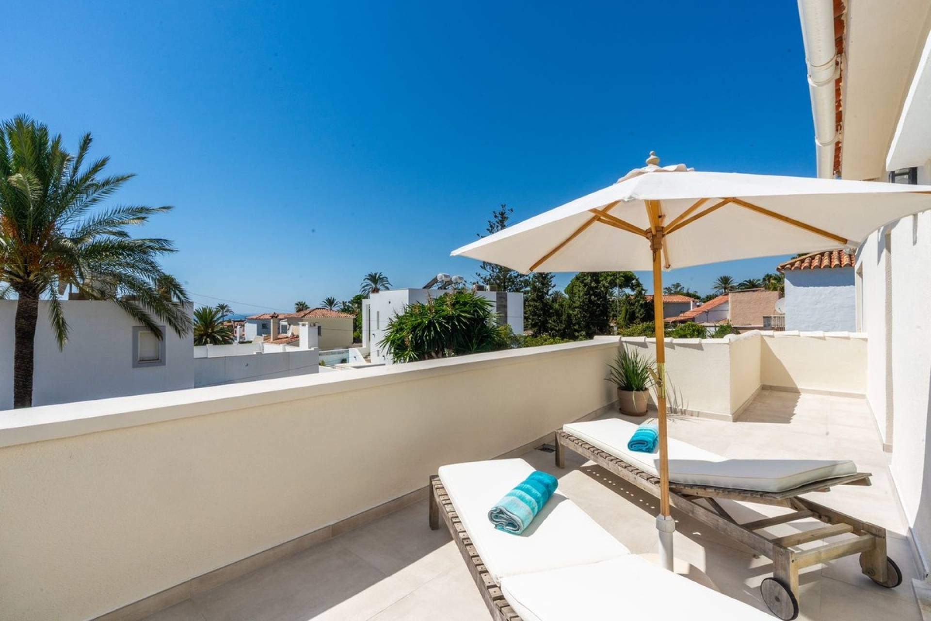 Wiederverkauf - Villa - Marbella - Marbesa