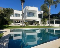 Wiederverkauf - Villa - Marbella - Nagüeles