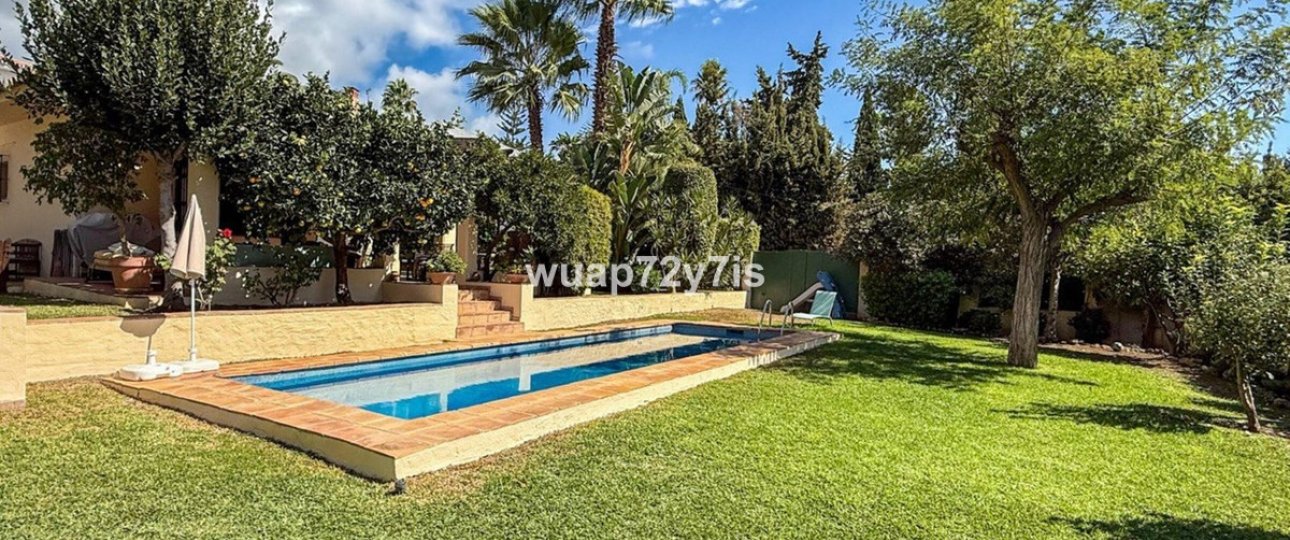 Wiederverkauf - Villa - Marbella - Nagüeles