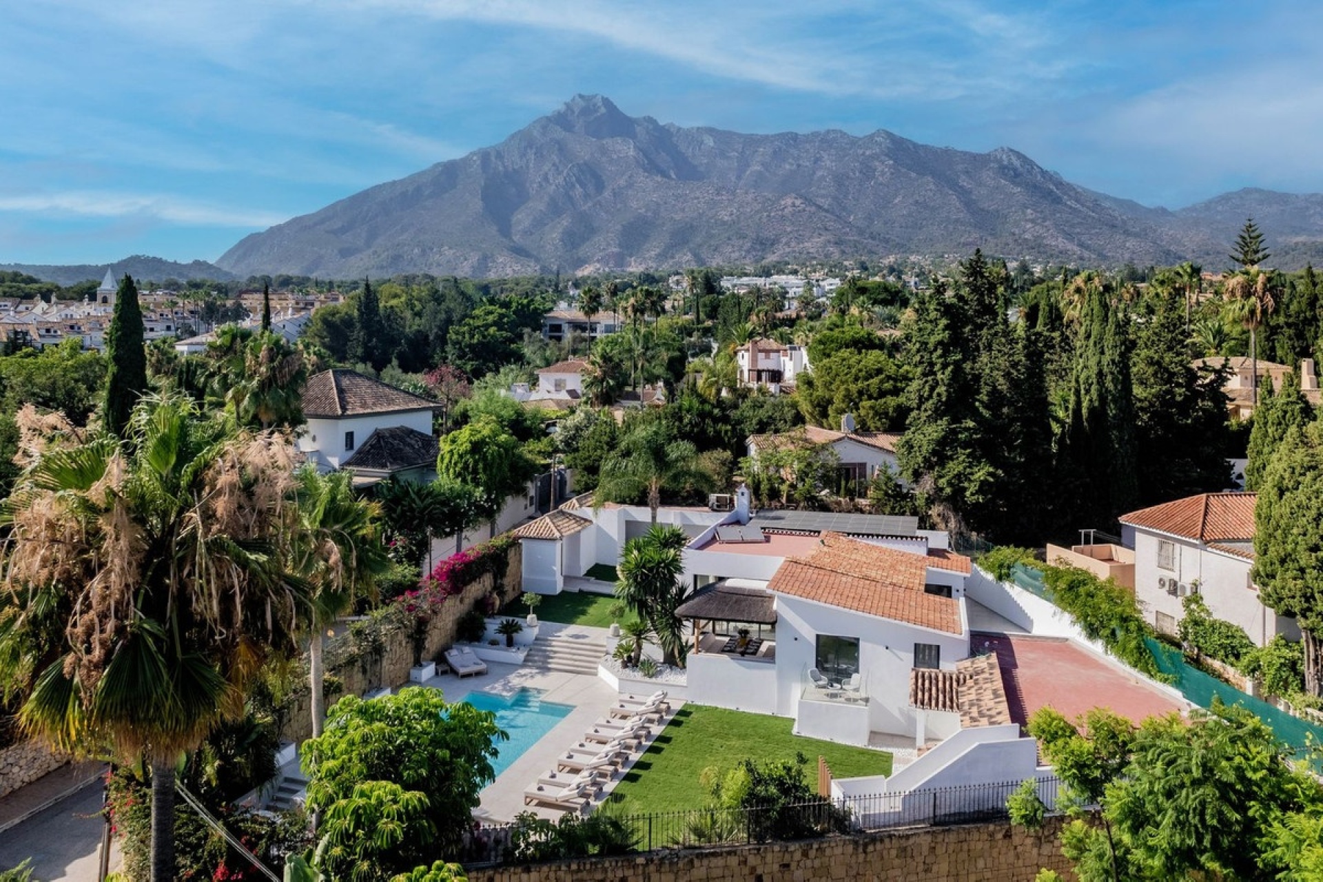 Wiederverkauf - Villa - Marbella - Nagüeles