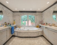 Wiederverkauf - Villa - Marbella - Nagüeles