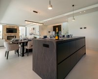 Wiederverkauf - Villa - Marbella - Nueva Andalucía