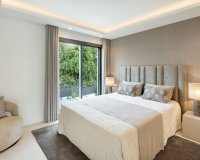 Wiederverkauf - Villa - Marbella - Nueva Andalucía