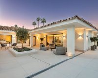Wiederverkauf - Villa - Marbella - Nueva Andalucía
