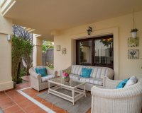 Wiederverkauf - Villa - Marbella - Nueva Andalucía