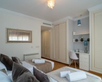 Wiederverkauf - Villa - Marbella - Nueva Andalucía