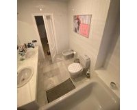 Wiederverkauf - Villa - Marbella - Nueva Andalucía