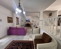Wiederverkauf - Villa - Marbella - Nueva Andalucía