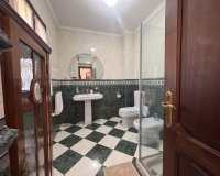 Wiederverkauf - Villa - Marbella - Nueva Andalucía