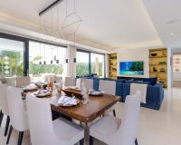 Wiederverkauf - Villa - Marbella - Nueva Andalucía