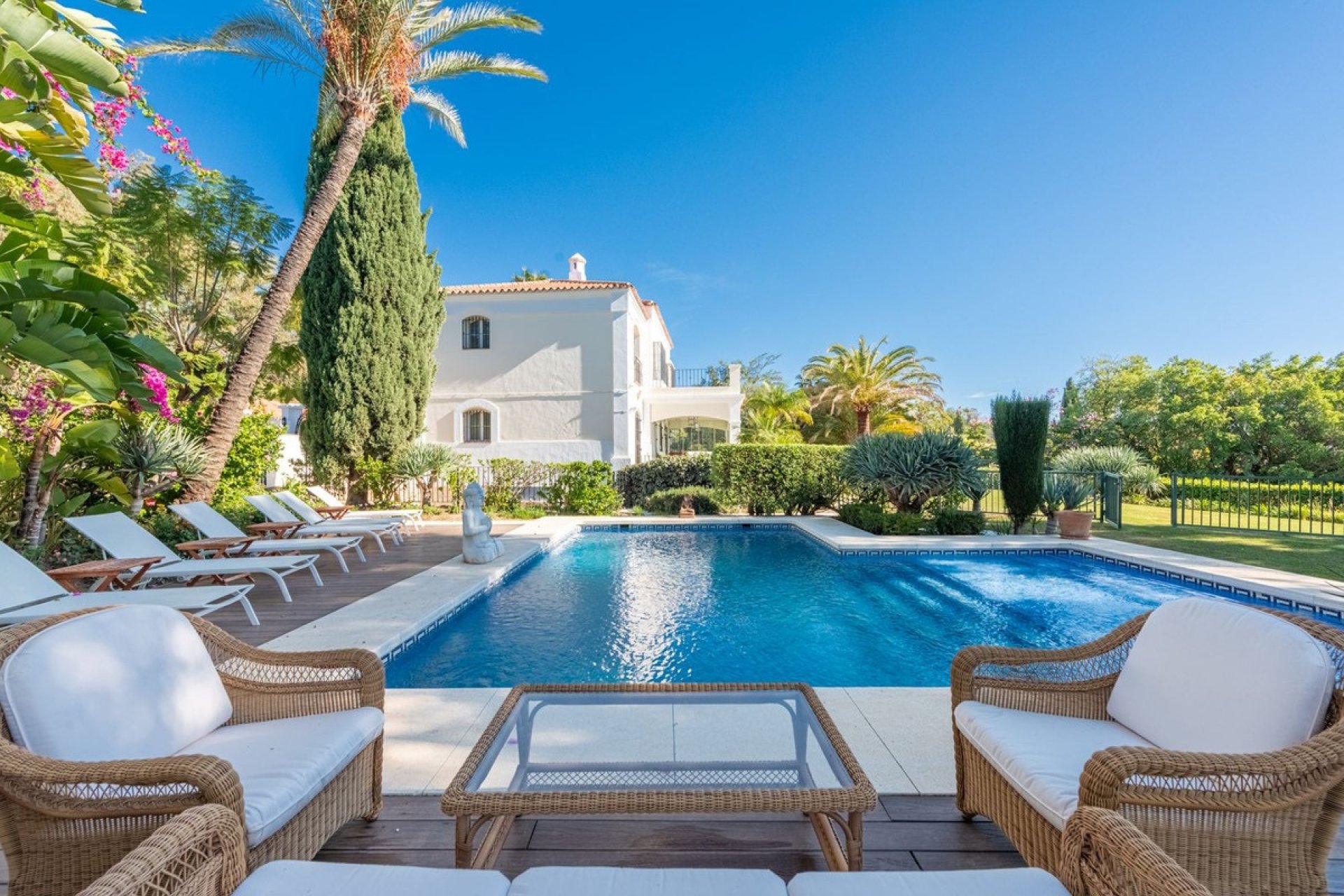 Wiederverkauf - Villa - Marbella - Nueva Andalucía
