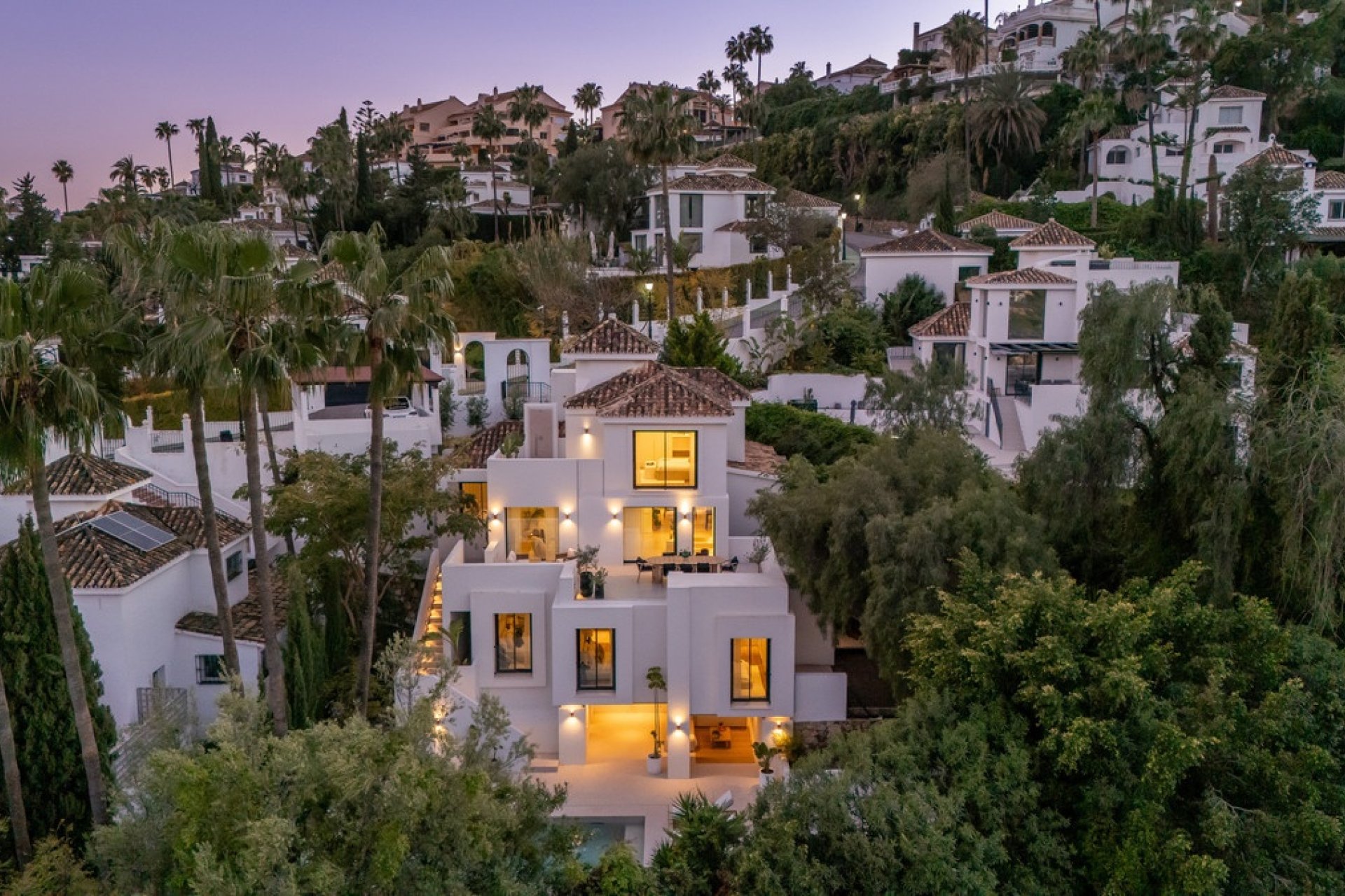 Wiederverkauf - Villa - Marbella - Nueva Andalucía