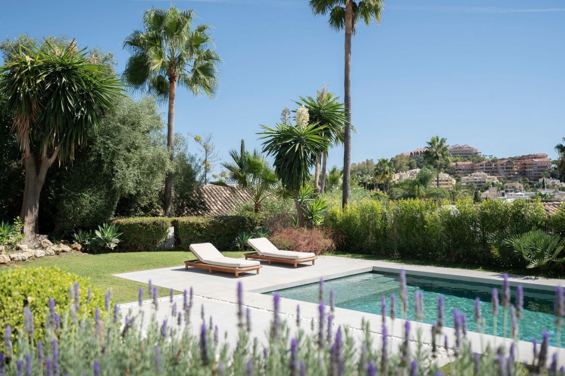 Wiederverkauf - Villa - Marbella - Nueva Andalucía