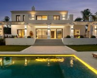 Wiederverkauf - Villa - Marbella - Nueva Andalucía