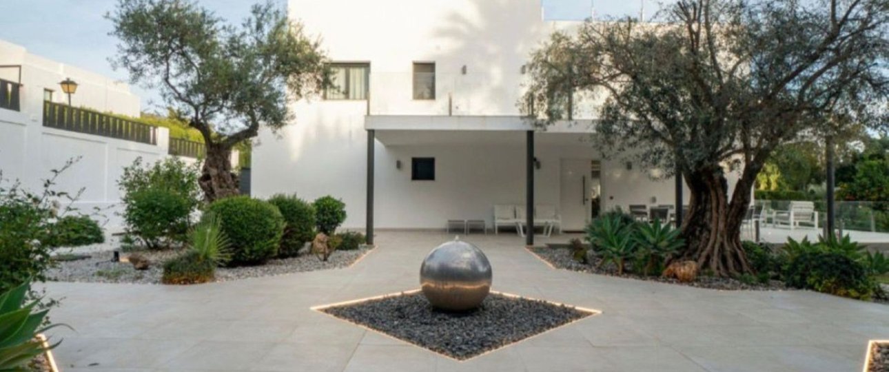 Wiederverkauf - Villa - Marbella - Nueva Andalucía