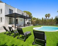 Wiederverkauf - Villa - Marbella - Nueva Andalucía