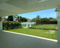 Wiederverkauf - Villa - Marbella - Nueva Andalucía
