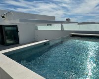 Wiederverkauf - Villa - Marbella - Nueva Andalucía