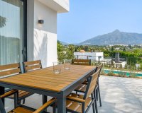 Wiederverkauf - Villa - Marbella - Nueva Andalucía