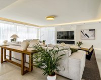 Wiederverkauf - Villa - Marbella - Nueva Andalucía