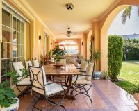 Wiederverkauf - Villa - Marbella - Nueva Andalucía