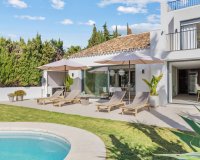 Wiederverkauf - Villa - Marbella - Nueva Andalucía
