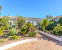 Wiederverkauf - Villa - Marbella - Nueva Andalucía