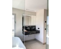 Wiederverkauf - Villa - Marbella - Nueva Andalucía