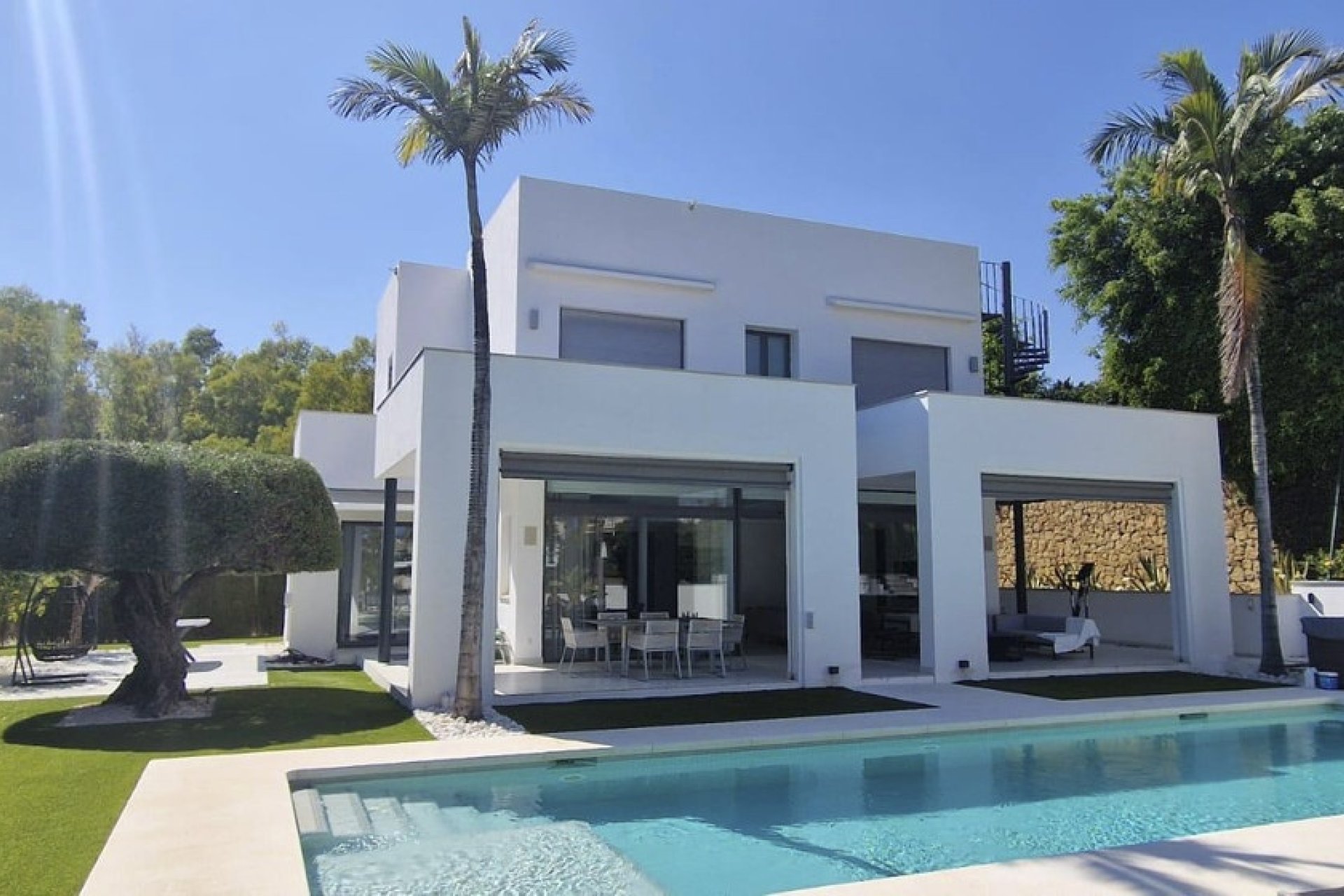 Wiederverkauf - Villa - Marbella - Nueva Andalucía