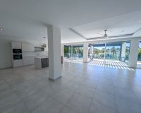 Wiederverkauf - Villa - Marbella - Nueva Andalucía