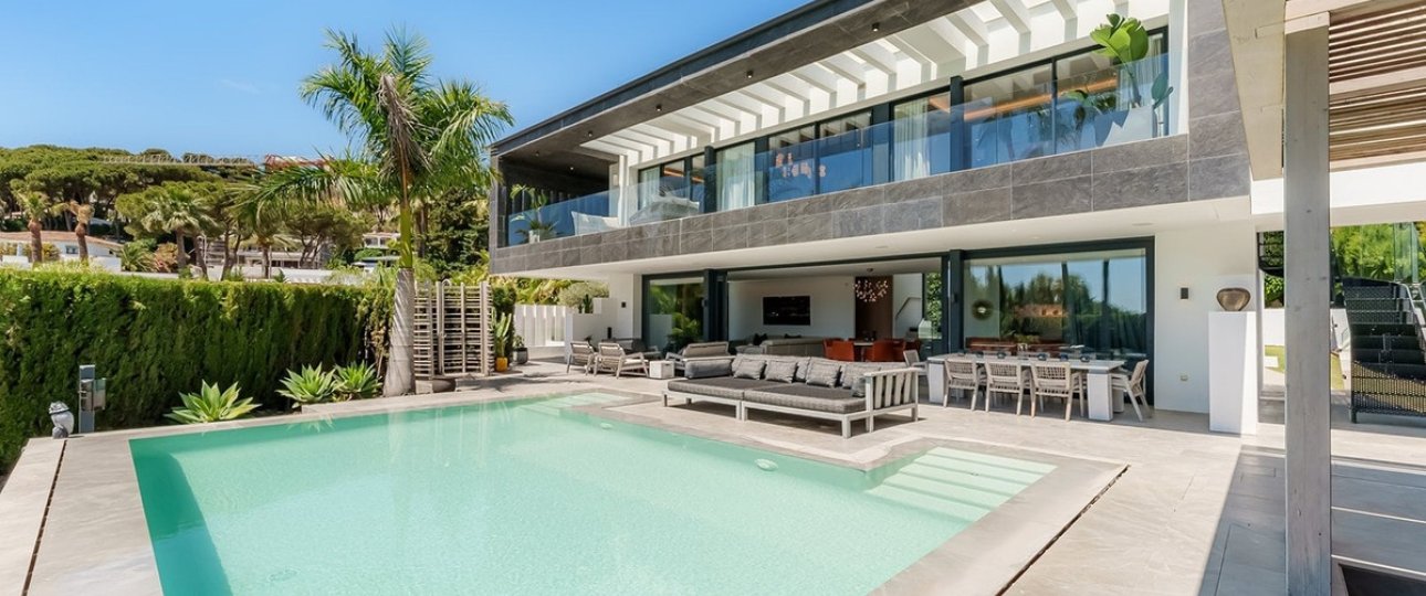 Wiederverkauf - Villa - Marbella - Nueva Andalucía
