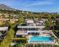 Wiederverkauf - Villa - Marbella - Nueva Andalucía