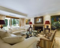 Wiederverkauf - Villa - Marbella - Nueva Andalucía