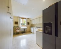 Wiederverkauf - Villa - Marbella - Nueva Andalucía