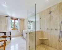 Wiederverkauf - Villa - Marbella - Nueva Andalucía