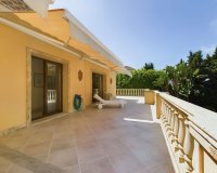 Wiederverkauf - Villa - Marbella - Nueva Andalucía