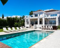 Wiederverkauf - Villa - Marbella - Nueva Andalucía
