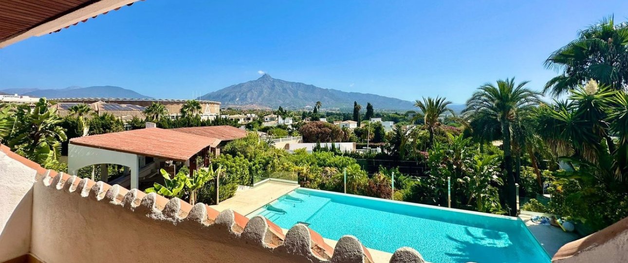 Wiederverkauf - Villa - Marbella - Nueva Andalucía