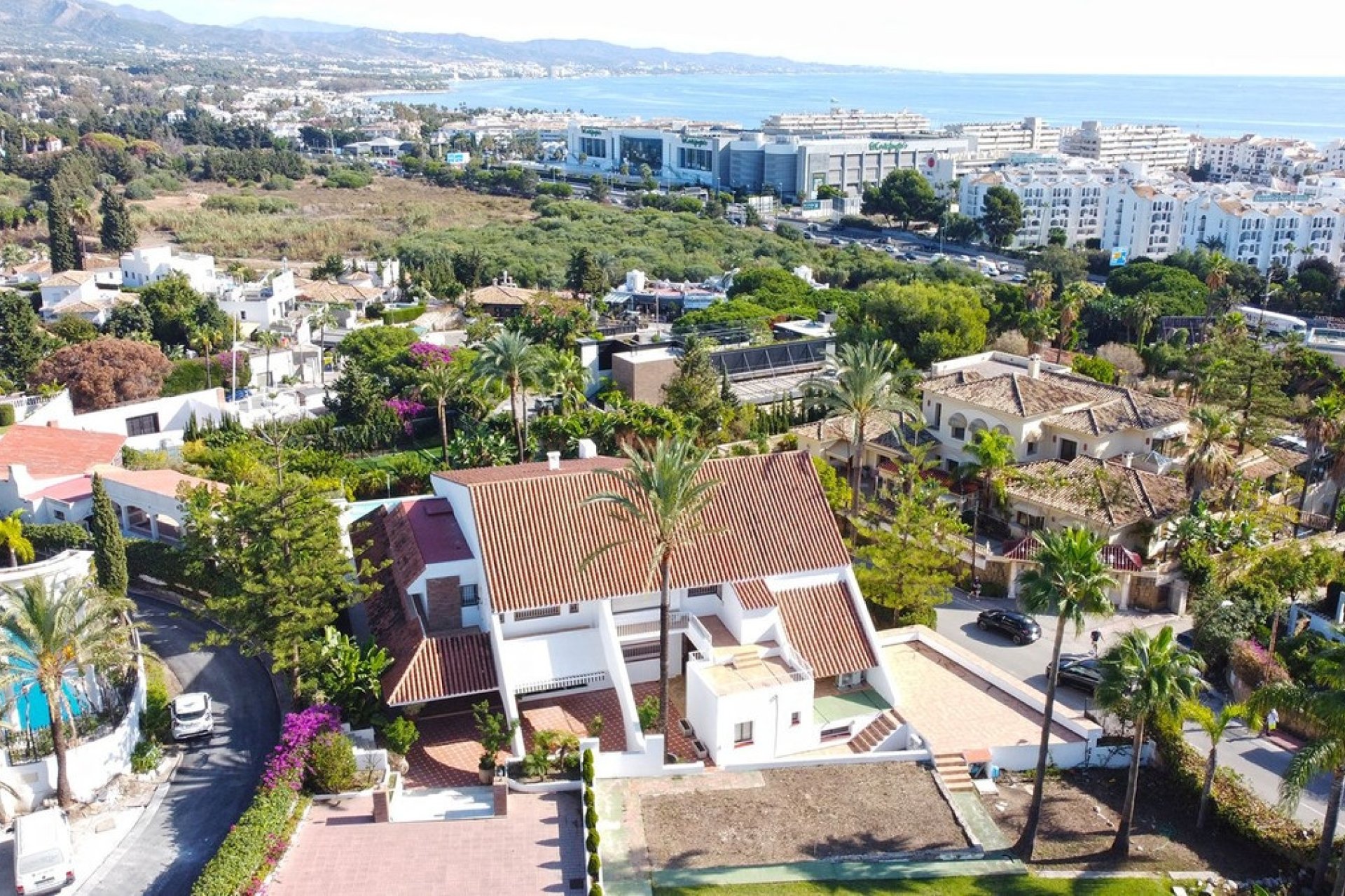 Wiederverkauf - Villa - Marbella - Nueva Andalucía