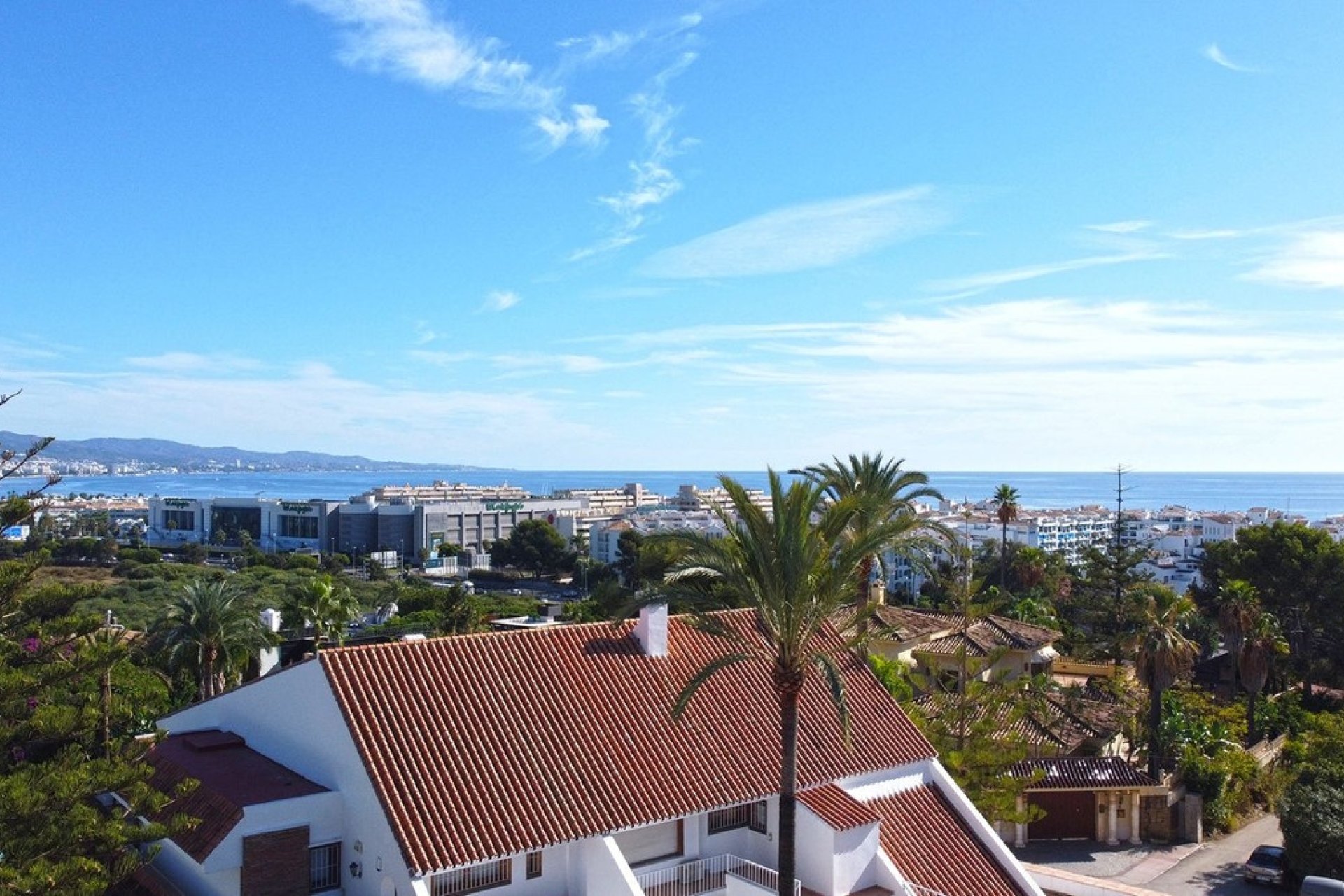 Wiederverkauf - Villa - Marbella - Nueva Andalucía