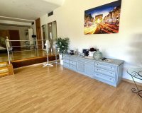 Wiederverkauf - Villa - Marbella - Nueva Andalucía